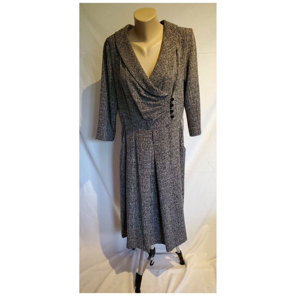 Julian Taylor Dress - Picture 4 of 6